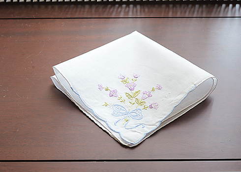 Embroidered Cotton handkerchief. Lavender Roses # 1103 - Click Image to Close